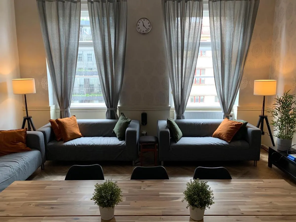 Hostel Onefam Old Town